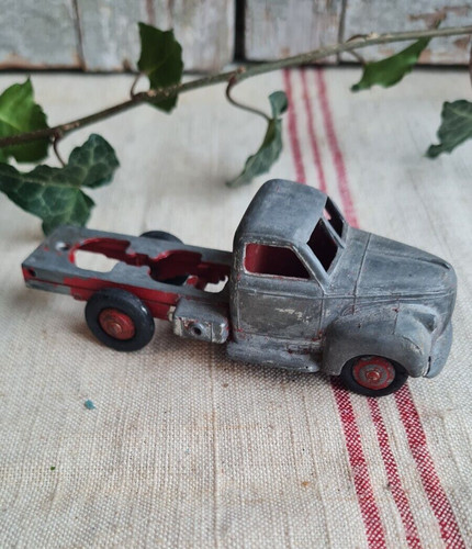 Ancienne voiture miniature - ancienne,