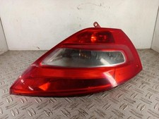 Feu arriere principal droit