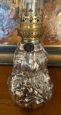 LAMPE  PETR0LE  ART NOUVEAU   :  VICTOR  SAGLIER  0RFEVRE  / 1809 -1894  *****