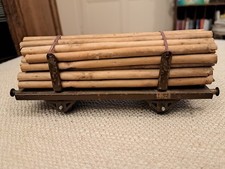 LR Louis Roussy Wagon à rancher porte bois en O ancien