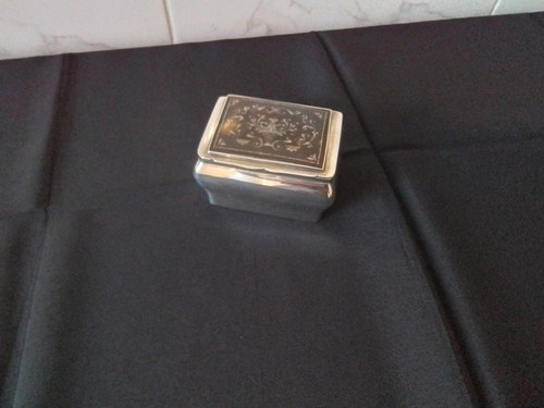 Magnifique tabatiere argent - tabatiere,