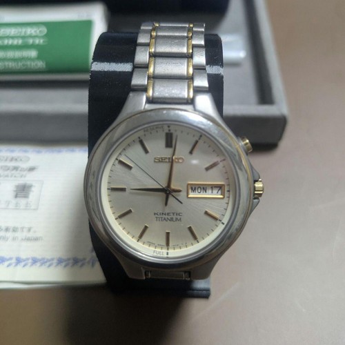 Montre seiko kinetic - kinetic, titanium