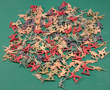 Gros lot de 177 soldats dont  52 de la marque Lanard bon état 