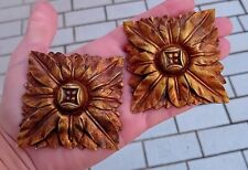 2 Anciennes décorations Rosace en bronze, meuble, pendule..., 7 cm sur 7cm  N°84