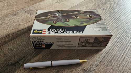 Maquette avion revell - , 1/72