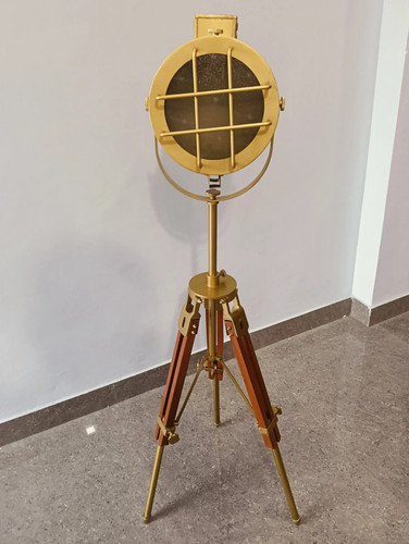 Projecteur ancien - 48",