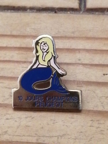 Pin pins - pin's,