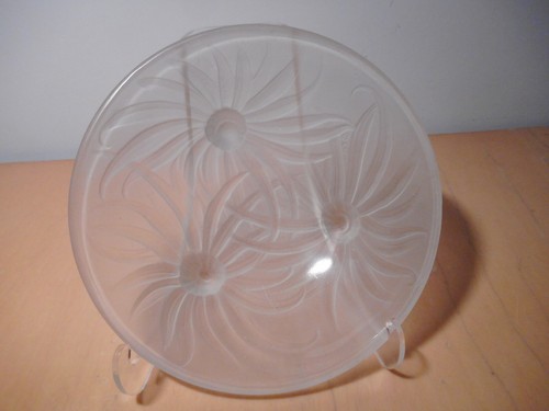 Coupe verre moulé pressé