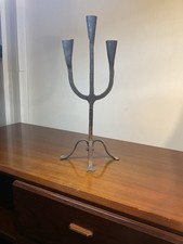 CANDÉLABRE FER FORGÉ , HAUTE ÉPOQUE , BOUGEOIR CHANDELIER MÉDIÉVAL , BRUTALISTE