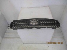 Calandre Toyota RAV4 III