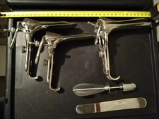 Gynecological speculum lot