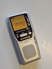 Enregistreur vocal numérique Olympus DS-2300 argent, avec carte mémoire 512mb