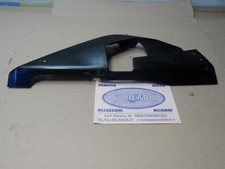 Carénage latéral inférieur