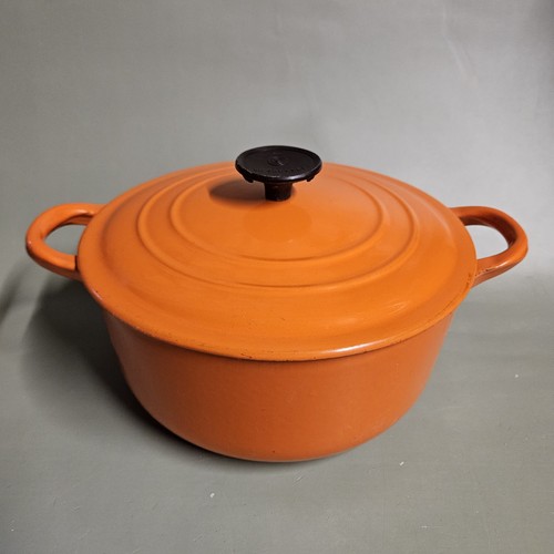 Cocotte creuset modèle - cocotte,
