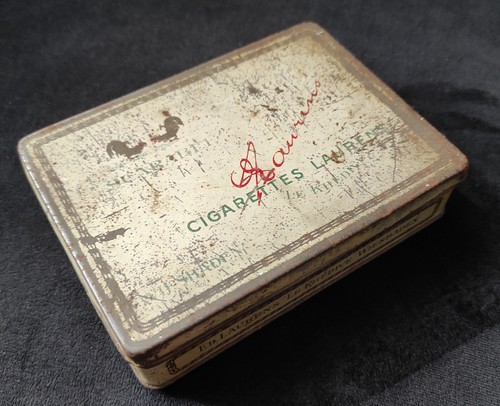 Boite fer ancienne - en,