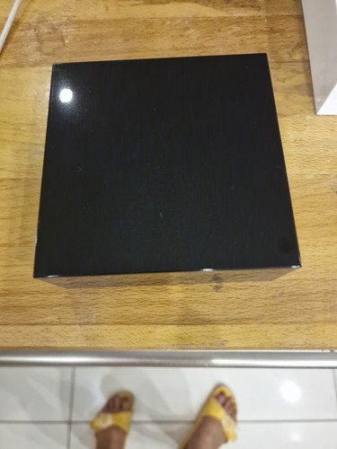 Presentoir cube noir - presentoir,
