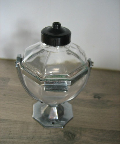 Ancien distributeur porte - ancien,