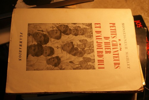 Livre les petits - , chanteurs