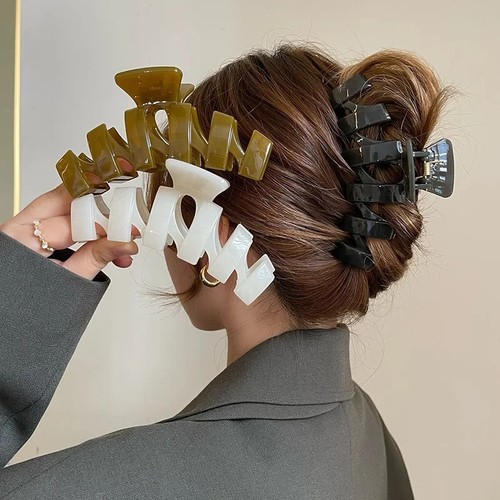 Women large hair claw - women,