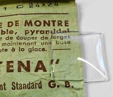 VERRE MONTRE CARRÉ 24 mm DOME PYRAMIDAL A BASE PLATE