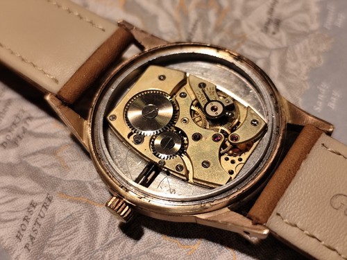 Montre ancienne année - montre, 50