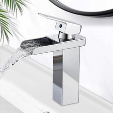 Robinet de salle de bains