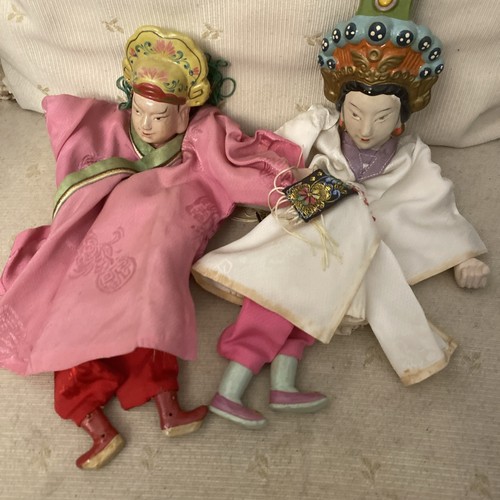 Marionnettes gaine terre - gaine,