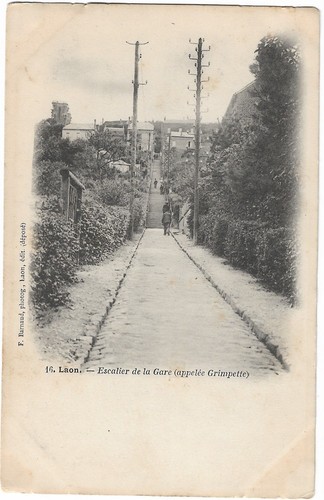 Fr02 laon escalier - fr02, de