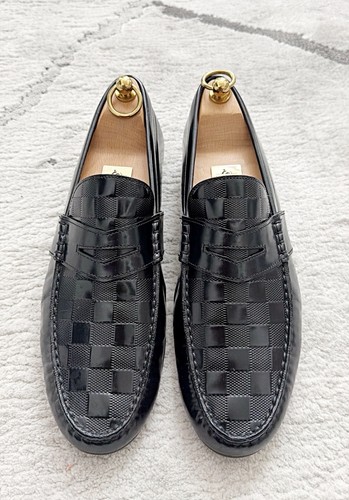 Authentic louis vuitton black - authentic,