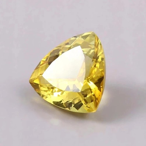 Pierre précieuse brillante