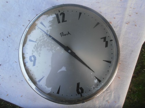 Ancienne pendule vintage 1960 - pendule,