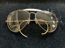 Lunettes de soleil vintage, style aviateur, avec sa pochette…