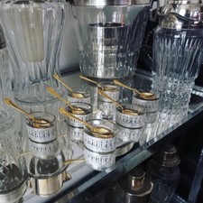 Intéressant Set/Service à