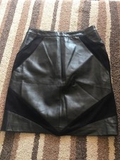 Jupe en simili cuir taille S 