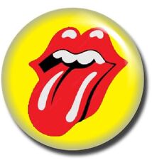 BADGE PINS BOUTONS ROLLING STONES MICK JAGGER TONGUE LANGUE JAUNE KEITH RICHARDS