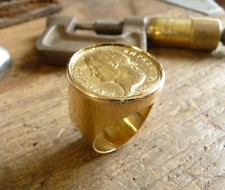 Chevalière or ronde avec