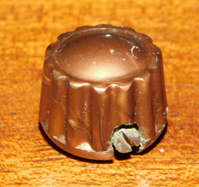 VINTAGE ancien BOUTON tourne