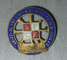 Ancienne insigne, Association