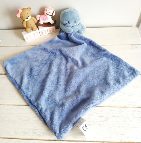 Bébé douceur doudou peluche