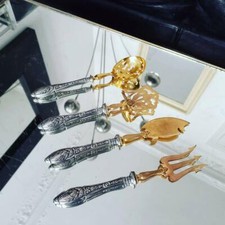 Rare Service Pelle Louche à