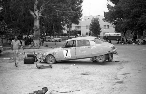 Jean deschaseaux - jean,