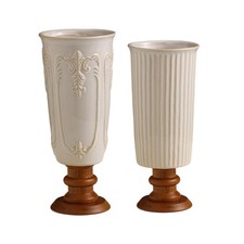 Vase en porcelaine moderne