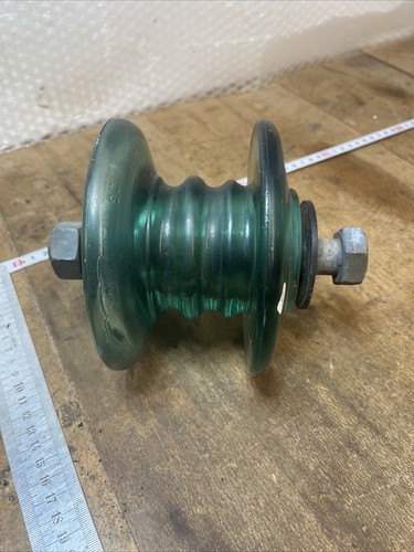 Ancien isolateur électrique