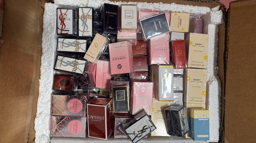 Lot 12mixed brands perfume - of,