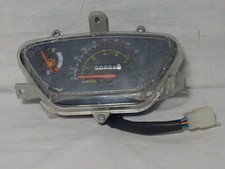 Scooter BAOTIAN 50cc BT49QT 4T compteur de vitesse 8 connections 