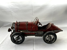 Voiture de course en métal vintage Bugatti 1920