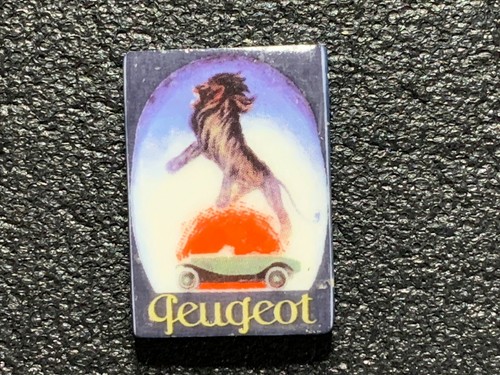 Fève porcelaine peugeot - fÈve,