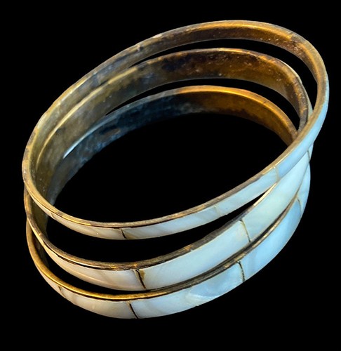 Trois bracelets métal et - bracelets, en