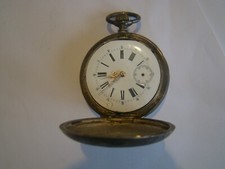 Montre de gousset en métal 