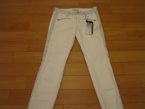 Nwt women guess - nwt,